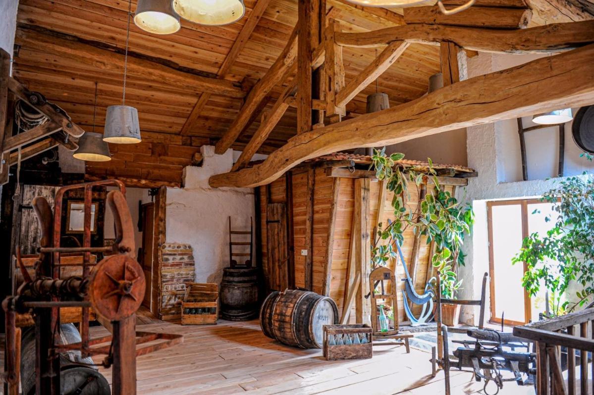 Le Moulin De Chamambard Otel Saint-Denis-les-Bourg Dış mekan fotoğraf
