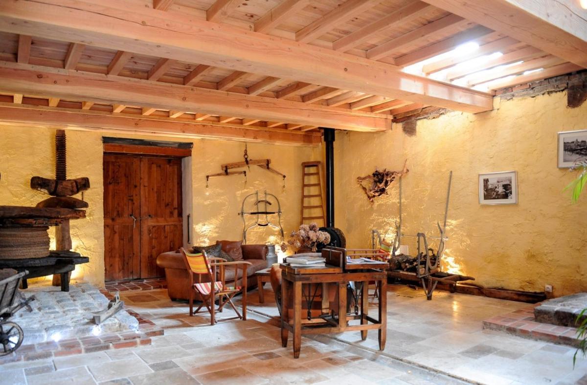 Le Moulin De Chamambard Otel Saint-Denis-les-Bourg Dış mekan fotoğraf